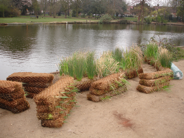 Our erosion blankets can be supplied in long-term or biodegradable varieties.